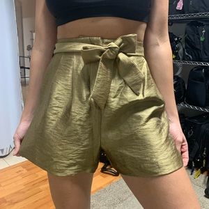 Cute gold high waisted tie shorts for sale!!! Size small!